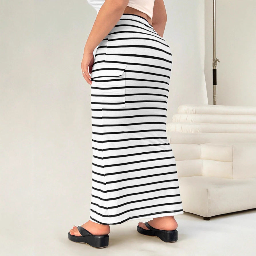 Knitted Slim Fit Hip Skirt With Simple Pocket Detail-Theone Apparel