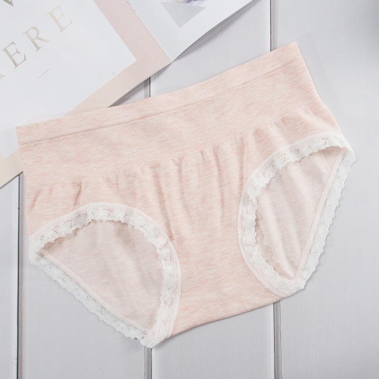 Panty gris jaspeado con ribete de encaje